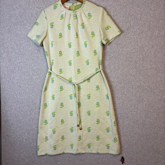 American Vintage Dresses & Skirts - Vintage‎ Checkaberry Women's Retro Floral Mod Shift Dress Belted Short Sleeve